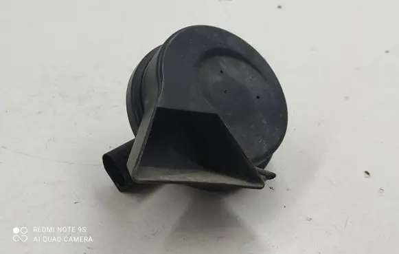 Audi A4 S4 B7 8E 8H Horn signal 8E0951223