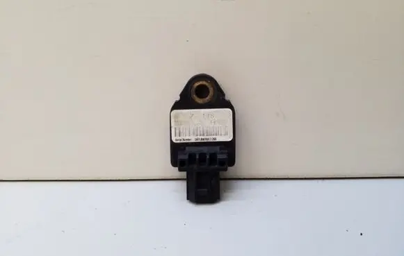 Hyundai i30 Airbag deployment crash/impact sensor 959200A100