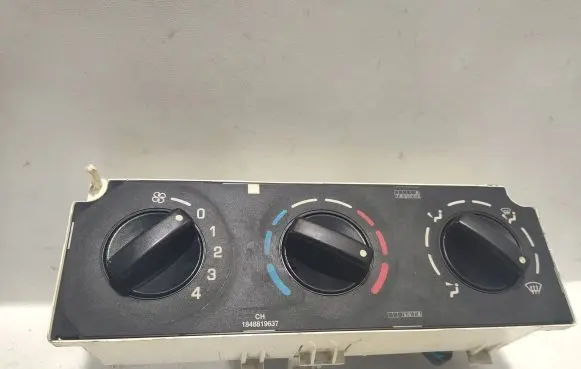 Citroen Berlingo Mass air flow meter E770100 1848819637