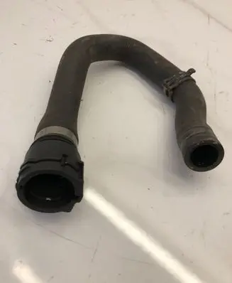 Mercedes-Benz Sprinter W906 Engine coolant pipe/hose