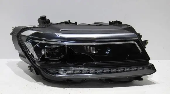 Volkswagen Tiguan Headlight/headlamp 5NB941082A 030110123600