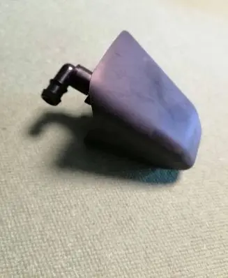 Headlight washer spray nozzle