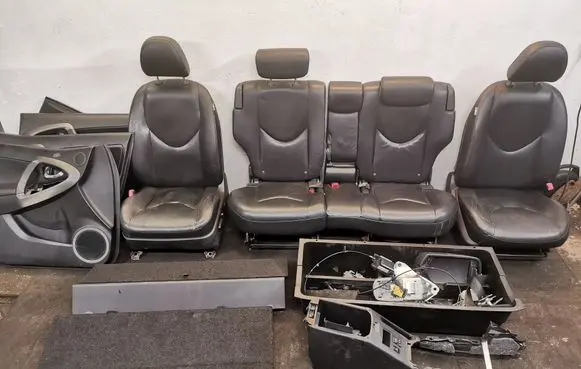 Toyota RAV 4 (XA30) Seat set 