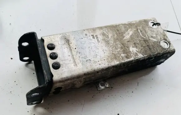 Mercedes-Benz E W211 Front bumper mounting bracket ch92825