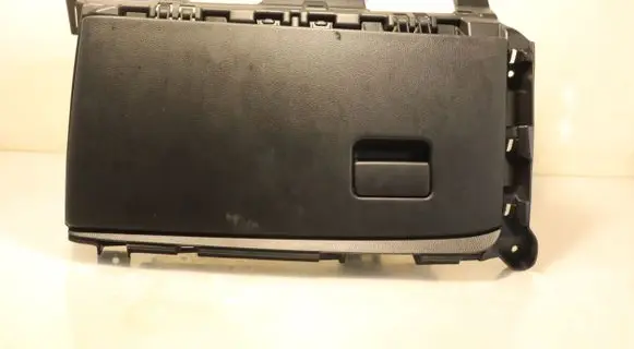 Toyota Yaris XP210 Glove box 116746AC