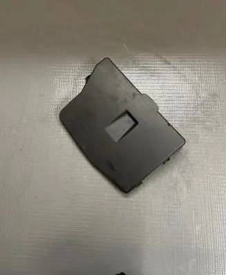 Toyota Avensis T270 Fuse box cover 8266205170 9374