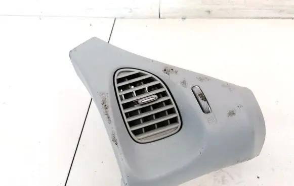 Nissan Almera Tino Dash center air vent grill 68761BU200 68761BU201