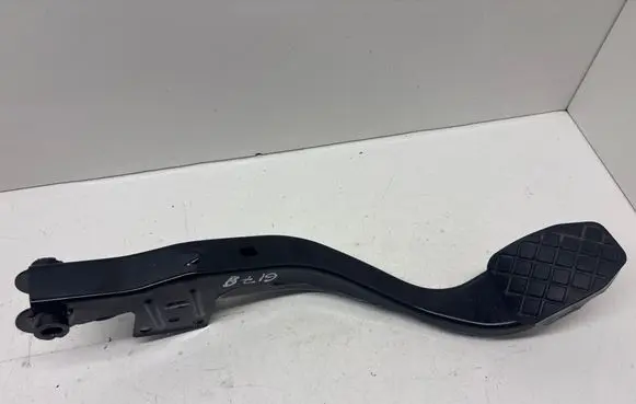Audi A4 S4 B7 8E 8H Brake pedal 8E1721140