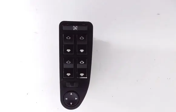 BMW 5 E39 Electric window control switch 8380646