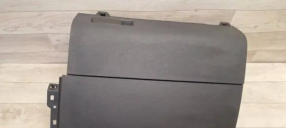 Volkswagen Touran I Glove box 1T1857101A 1T1857101 1T1857097C