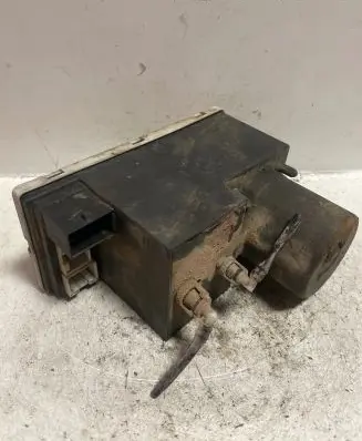 Audi A3 S3 8L Central locking vacuum pump 8L0862257L