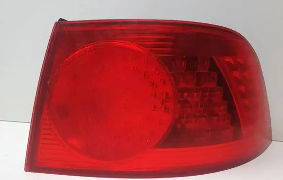 Volkswagen Phaeton Rear/tail lights 3D0945096D 333156R