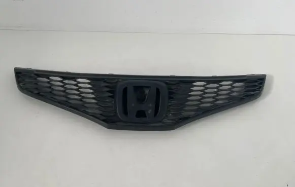 Honda Jazz Front bumper upper radiator grill 1121TF000