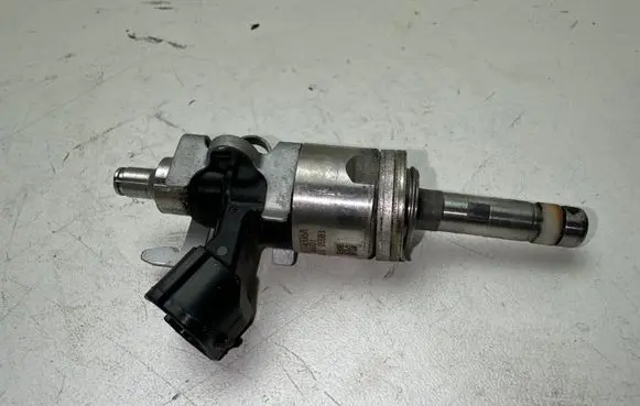 Subaru Outback (BT) Fuel injector 16611AB06A