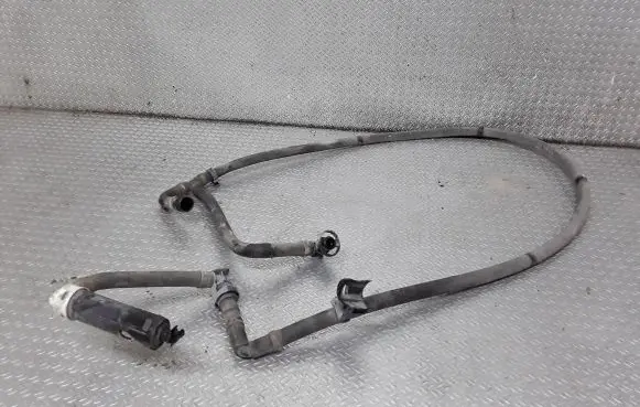 Subaru Forester SH Headlight washer hose/pipe 