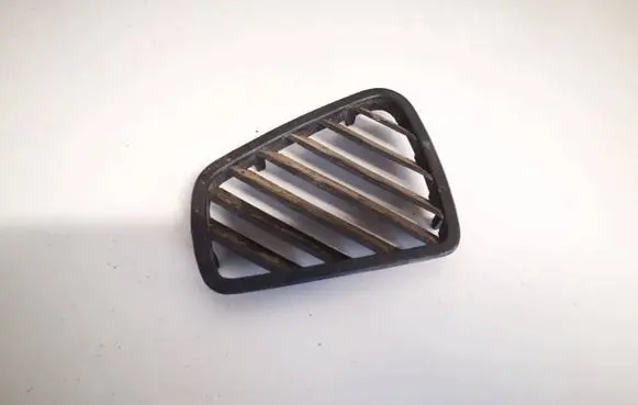 Opel Astra G Dash center air vent grill 90560324