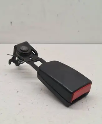 Renault Captur II Rear seatbelt buckle A1648601569