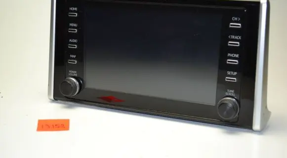 Toyota RAV 4 (XA50) Radio/CD/DVD/GPS head unit 8614042R30 AU701760 11400097000101