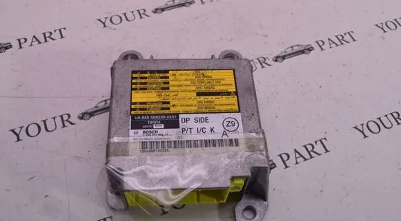 Lexus IS 220D-250-350 Airbag control unit/module 8917053110