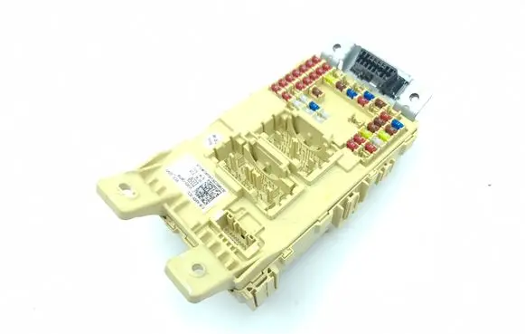Hyundai i20 (BC3 BI3) Fuse module 91953Q0350