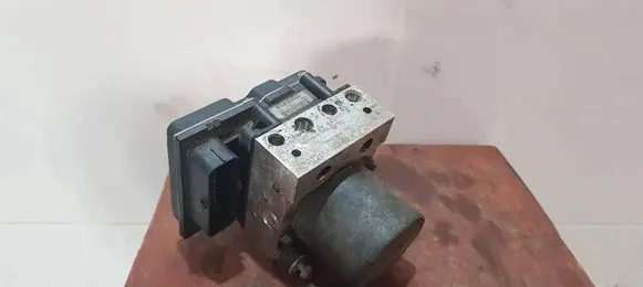 Audi A4 S4 B6 8E 8H ABS Pump 8E0614517BF