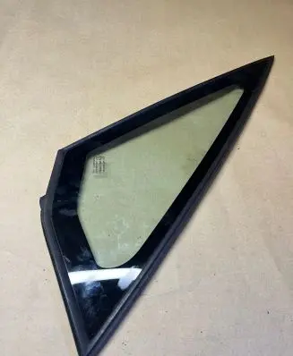 Suzuki SX4 Rear side window 43R00048 DOT24M188AS2