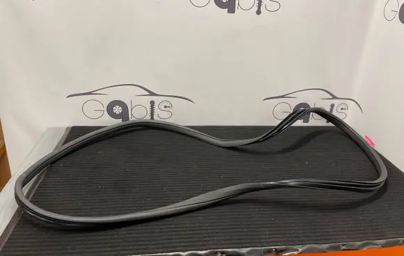 Mercedes-Benz GLS X166 Front door rubber seal A1666970051