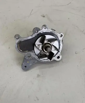 Hyundai Santa Fe Water pump VKPC95874 95874