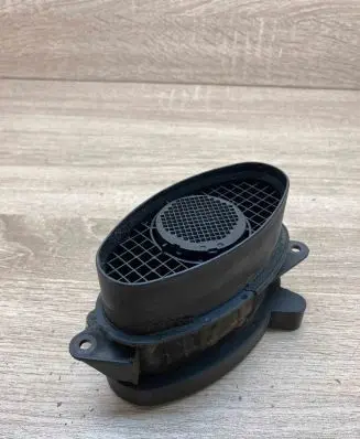 BMW 5 E39 Mass air flow meter VE700217 K140730243