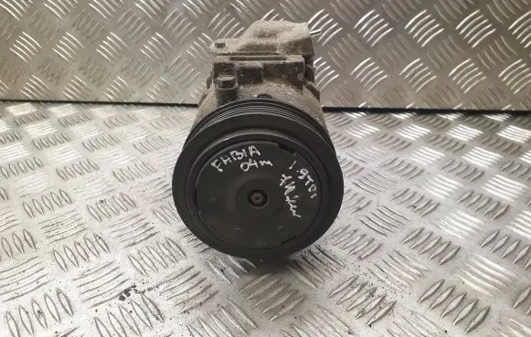 Skoda Fabia Mk1 (6Y) Air conditioning (A/C) compressor (pump) 6Q0820808B