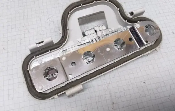 Tail light part