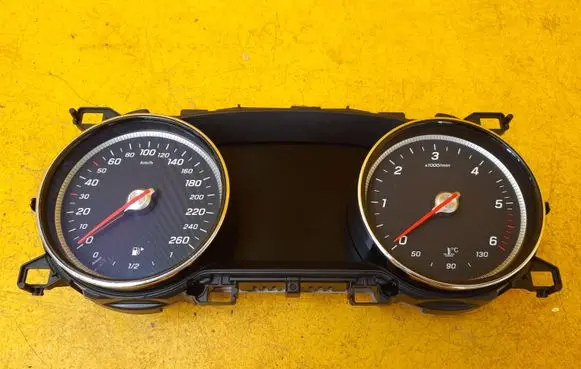 Mercedes-Benz E W213 Speedometer (instrument cluster) A2139003130