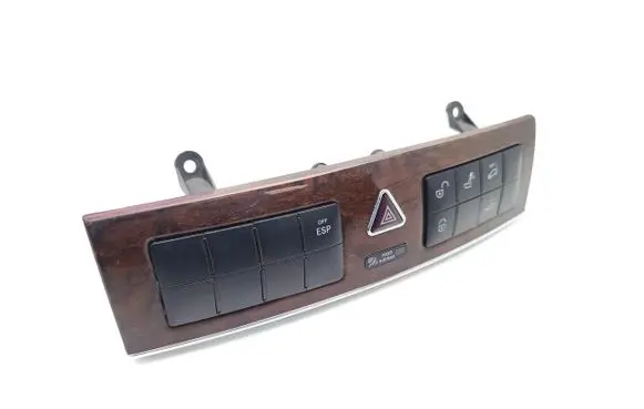 Mercedes-Benz C W203 Hazard light switch 2038701710 3363.1702