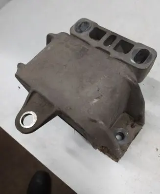 Volkswagen Golf IV Engine mount bracket 1J0199555AJ