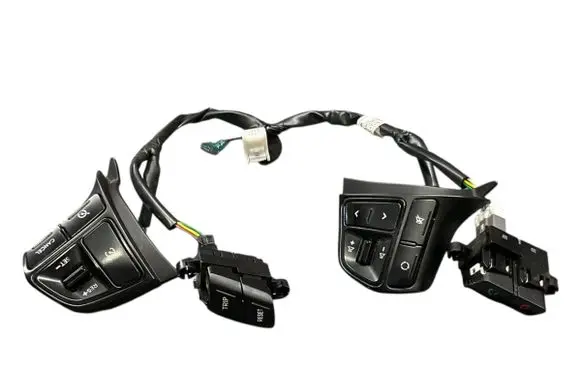 Steering wheel buttons/switches