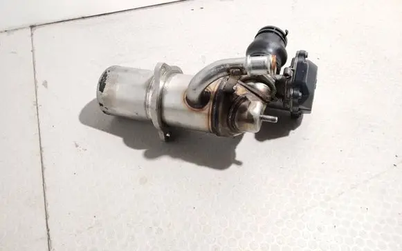 Audi A6 S6 C7 4G EGR valve cooler 04L131512A 04L131501B A2C80881400