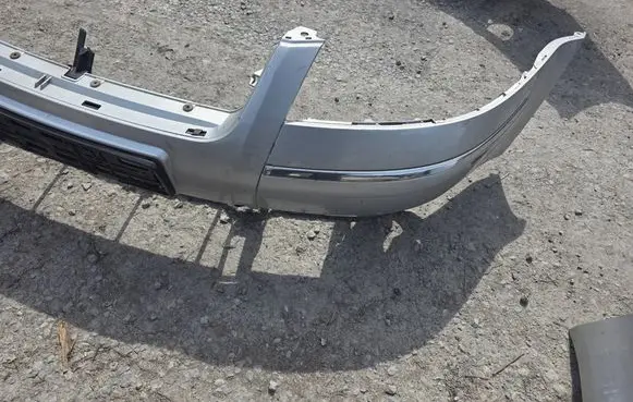 Volkswagen PASSAT B5.5 Front bumper 3B0807221E