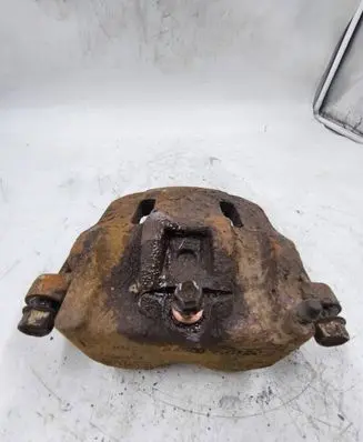 KIA Carnival Front brake caliper