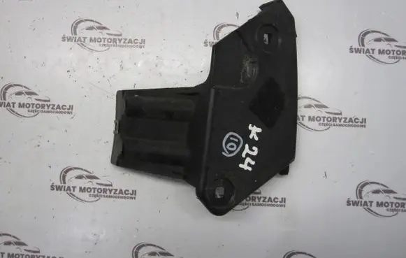 Audi TT Mk1 Front bumper mounting bracket 8N0807484A