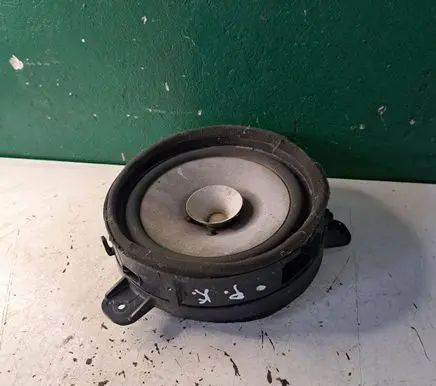 Mitsubishi Grandis Front door speaker EAS16P651C6 MR98647 05031C4C