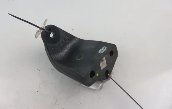 KIA Sportage Engine mounting bracket 