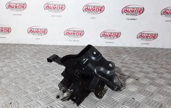 Volkswagen PASSAT B6 Other engine bay part