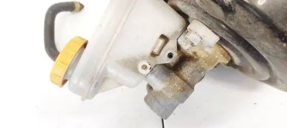 Subaru Outback (BS) Master brake cylinder