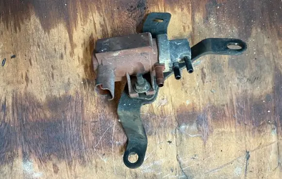 Mazda 3 I Turbo system vacuum part 467351 B02283 B02283