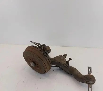 Rear wheel hub