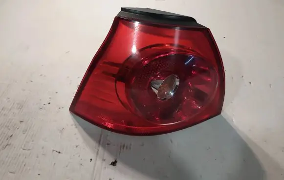 Volkswagen Golf V Rear/tail lights 4VFX13495AA