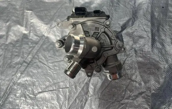 Mercedes-Benz A W177 Water pump A2602004100 2417700278 ZGS003QS03