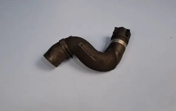 Audi Q5 SQ5 Engine coolant pipe/hose 8R0121101G