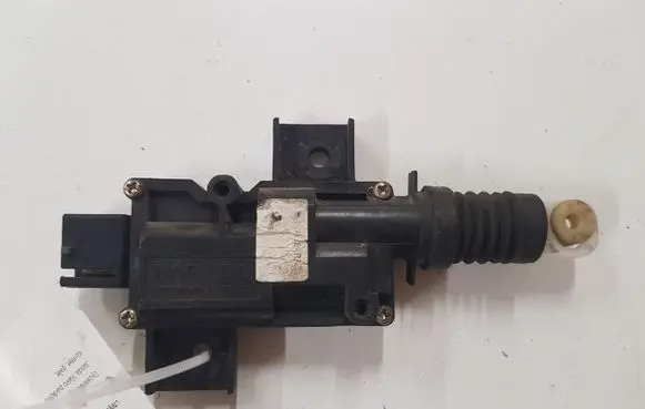 Chrysler PT Cruiser Central locking motor 