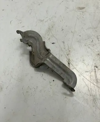 Audi Q7 4M Fender mounting bracket 4M0971846J 2716